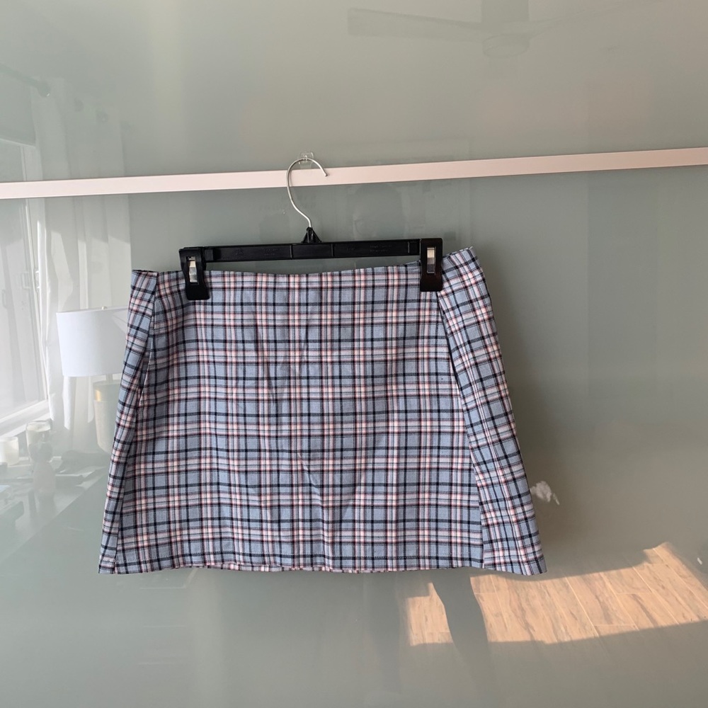 urban outfitters mini skirt 🦋